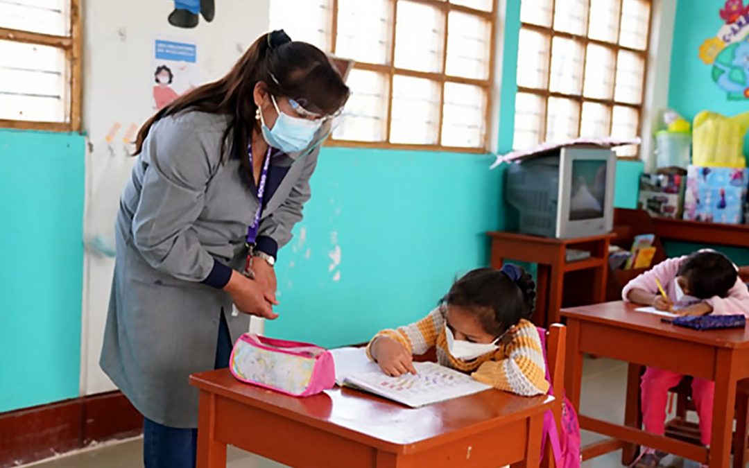 Clases presenciales se desarrollarán en horario regular de lunes a viernes