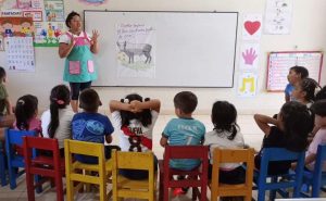 Día del Maestro: docentes crean espacio mágico para contar historias de la selva