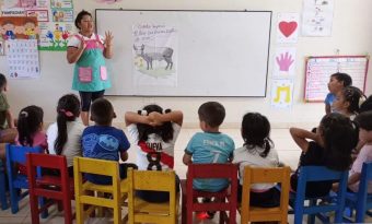 Día del Maestro: docentes crean espacio mágico para contar historias de la selva