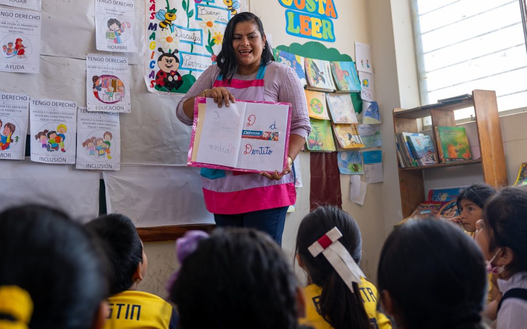 Minedu reconoce a maestros de 22 regiones que transforman la educación del país