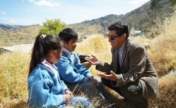Palmas Magisteriales: docentes de zonas rurales que transforman vidas y preservan culturas